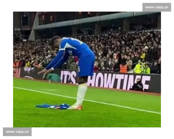 拜仁 5500 万欧压哨报价吉滕斯未果,切尔西 6500 万欧抢下英格兰新星 拜仁 5500 万欧压哨报价吉滕斯未果,切尔西 6500 万欧抢下英格兰新星